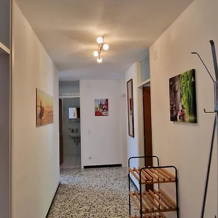 Lugano Close To Swissminiatur Апартаменты Мелиде