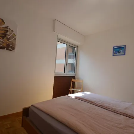 Апартаменты Lugano Close To Swissminiatur Мелиде